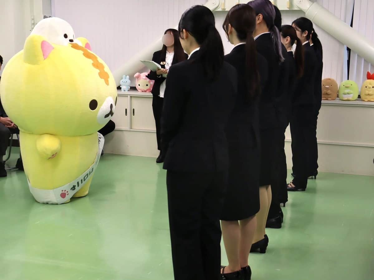 サンエックスが公開した2025年度入社式の写真（リリースより）