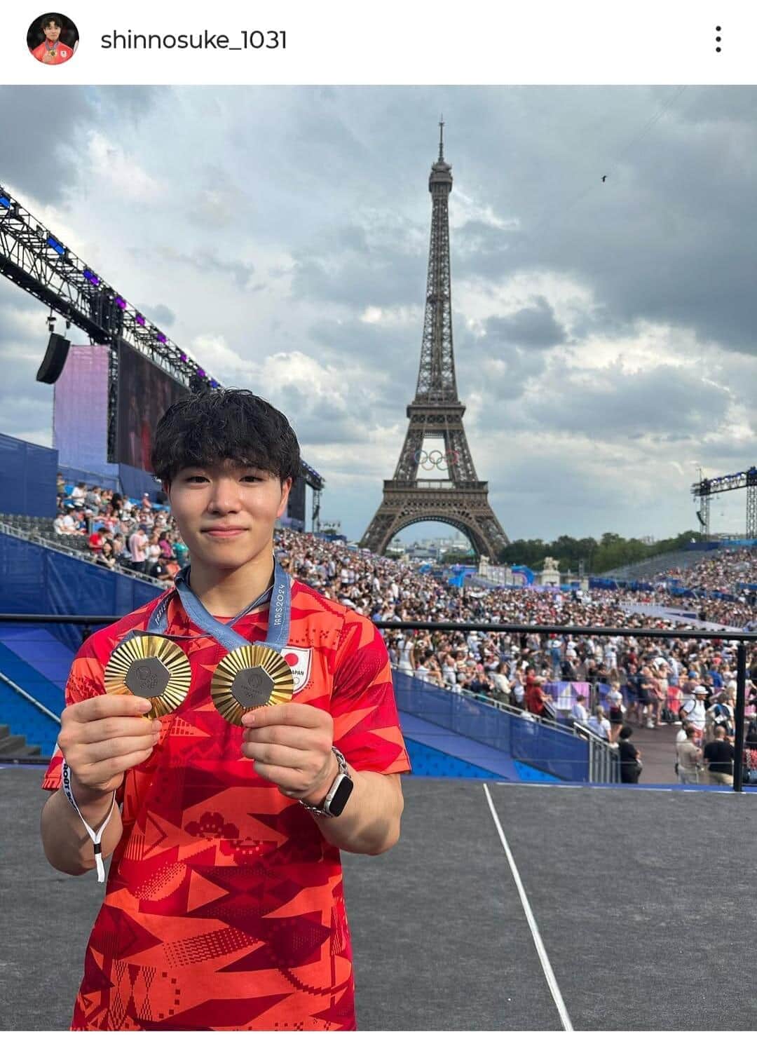 体操金メダル・岡慎之助「サ活」楽しむ　バキバキ上半身にネット騒然「ヤバい筋肉」「ビビる」