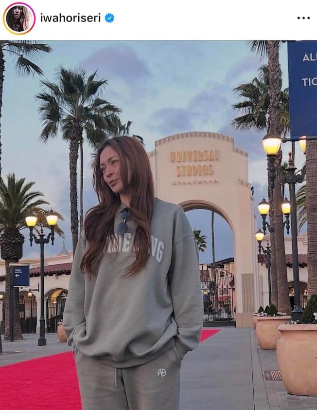 「理想のご夫婦」GLAY・TAKURO＆岩堀せり夫妻　夜桜をバックに密着ラブラブ2ショ「素敵すぎます」