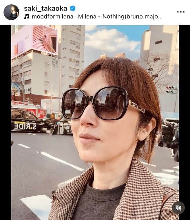 「お美しい」高岡早紀52歳、色っぽ自撮りショットが大絶賛の嵐　圧倒的な美貌に「妖艶で可愛い」