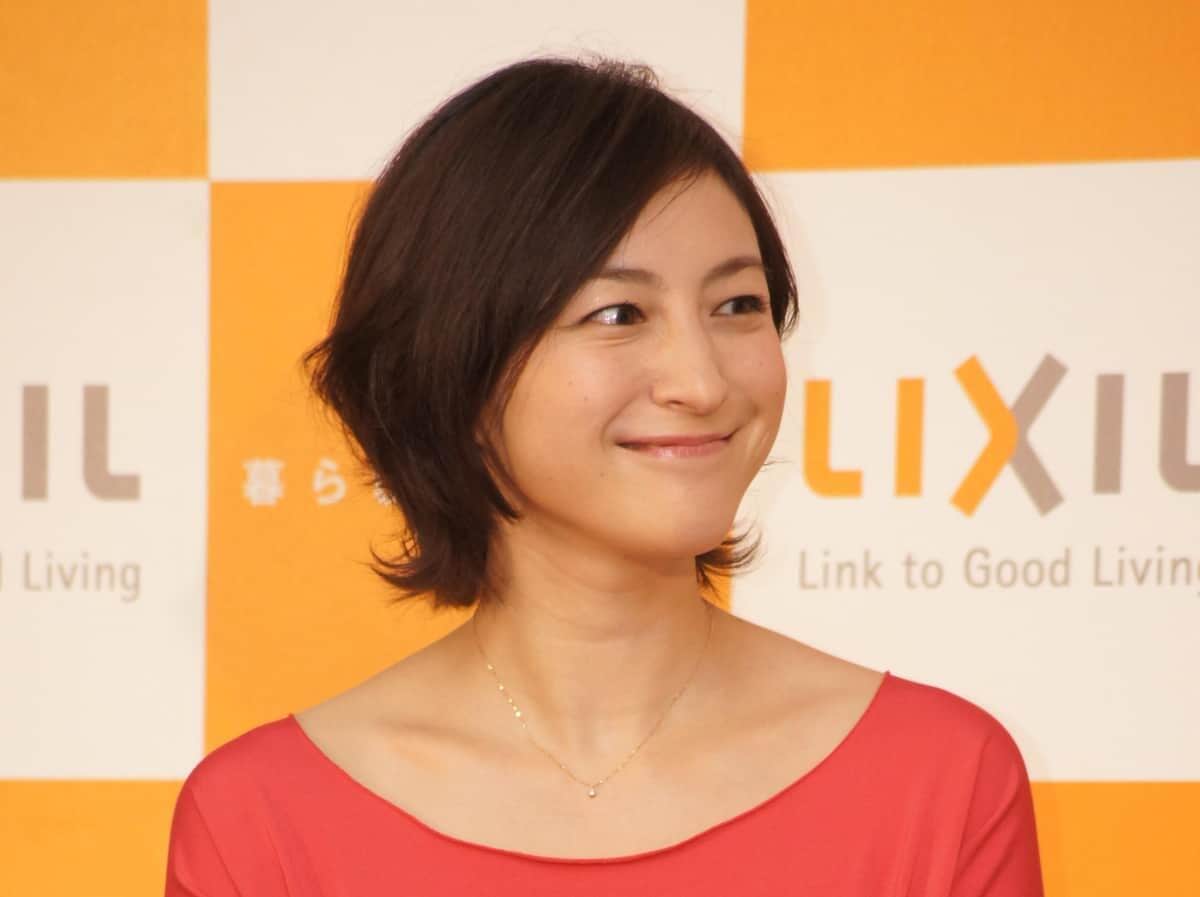 「ダダ漏れ」批判の静岡県警が一転？　広末涼子さん、釈放シーン撮影逃すテレビ続々