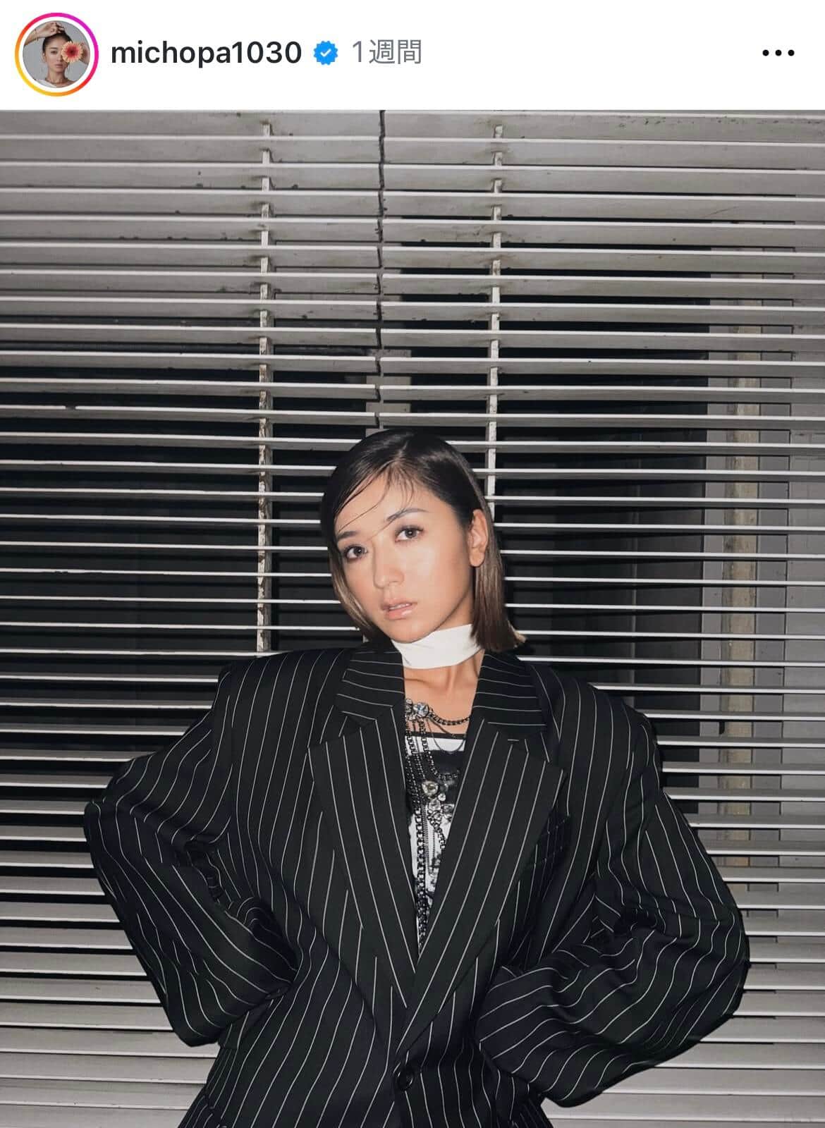 みちょぱ、鍛えられた美しい背中にどよめき　「くびれがくっきりになっていいライン」1年の成果を実感