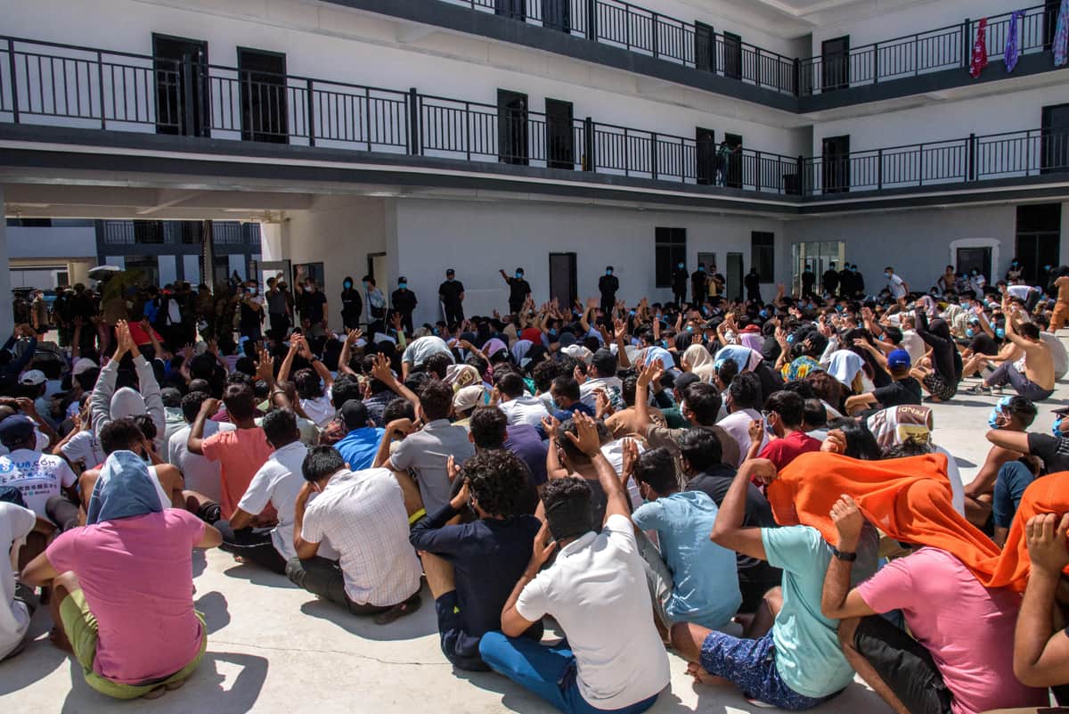 ミャンマーの「KKパーク」で特殊詐欺集団が摘発され、働かされていた多くの外国人が解放された（写真：ロイター/アフロ）