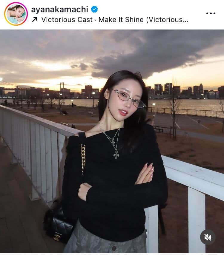 「中町兄妹」妹・中町綾、タトゥーちら見え水着ショット　「ほっそ！」「えぐい綺麗すぎる」大反響