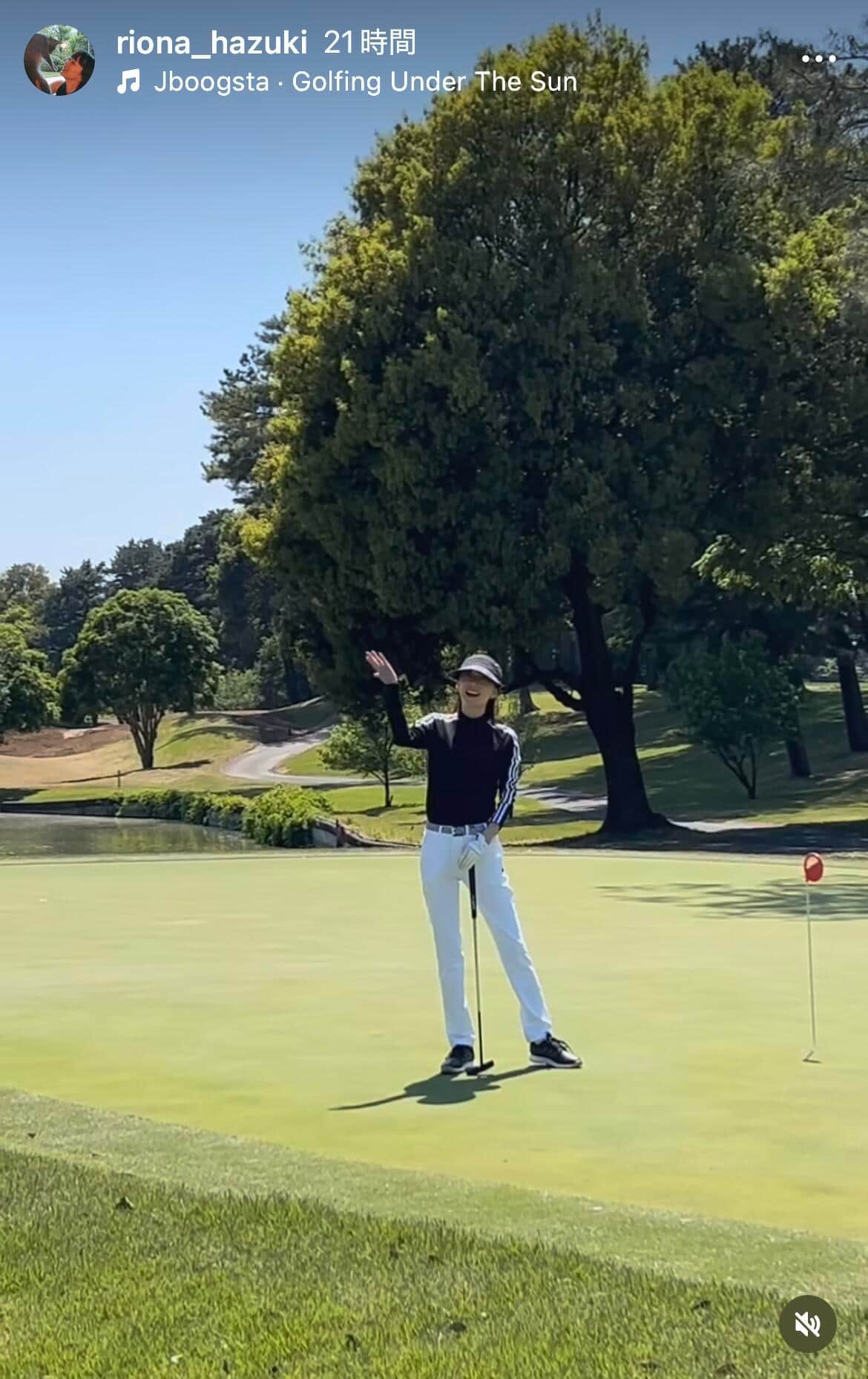 葉月里緒奈さんのインスタグラム（＠riona_hazuki）より