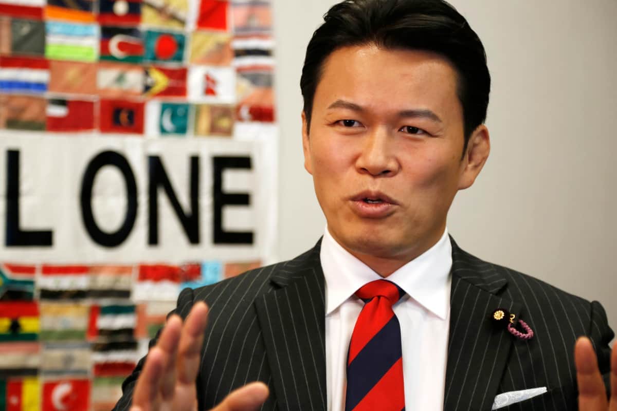 須藤元気氏（2020年撮影）。参院選への擁立が波紋を広げている（写真：AP/アフロ）