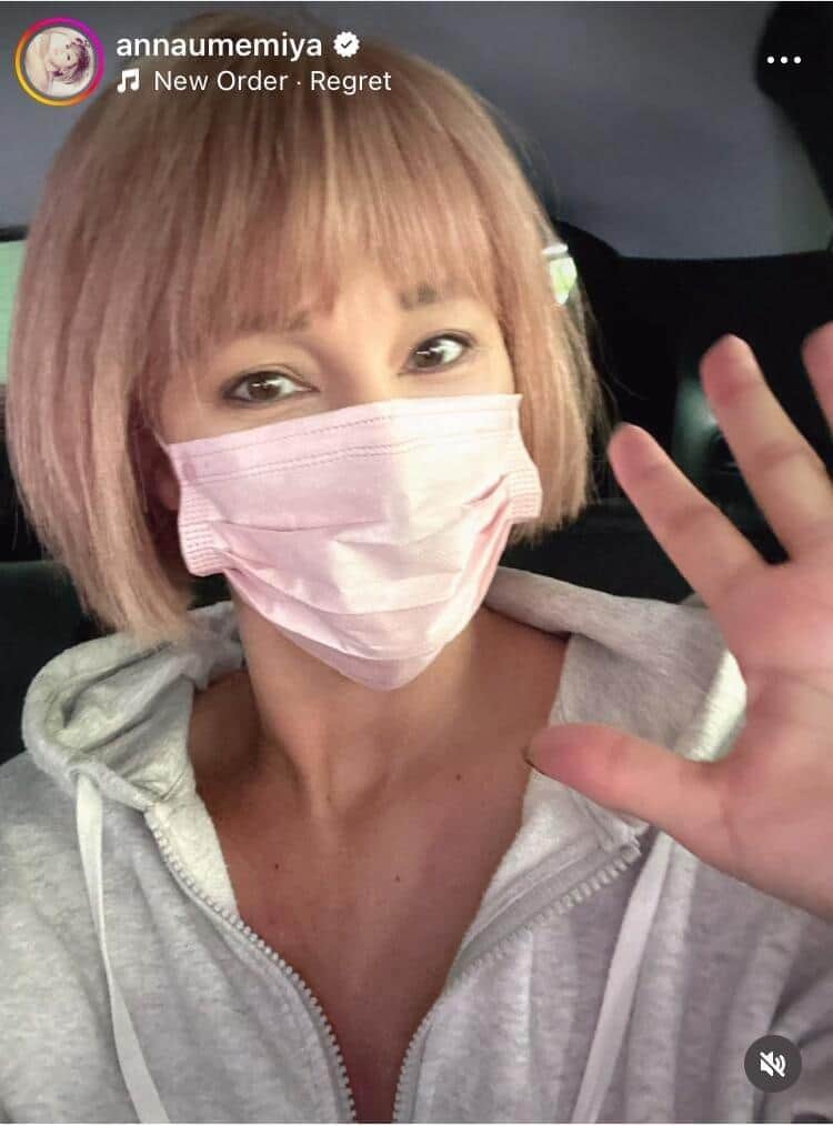 乳がん闘病の梅宮アンナ、抗がん剤の後遺症に「手足の痺れ」　「痛いけどやらないとなって」リハビリも前向きに