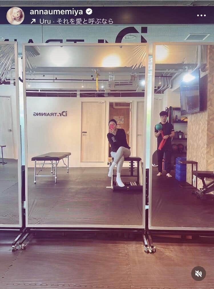 梅宮アンナさんのインスタグラム（＠annaumemiya）より