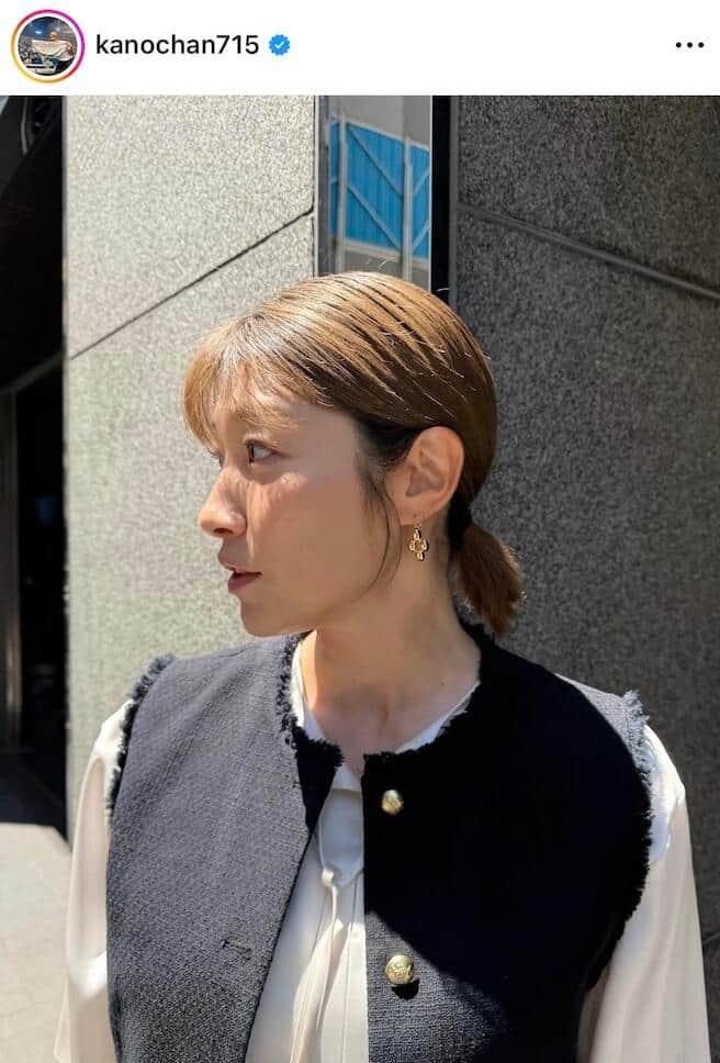 狩野舞子さんのインスタグラム（＠kanochan715）より