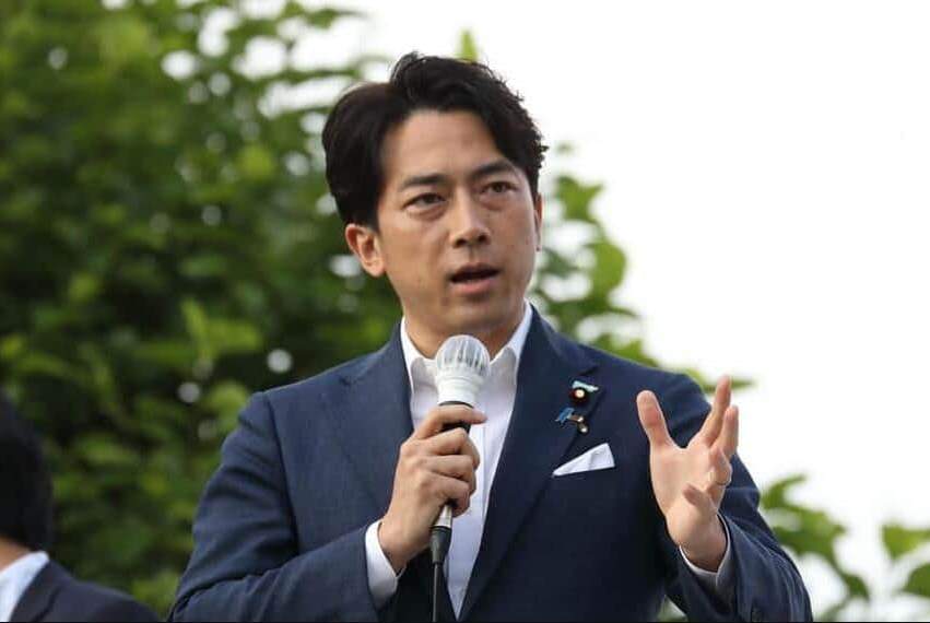 小泉進次郎農水相。コメ問題への対応が問われている