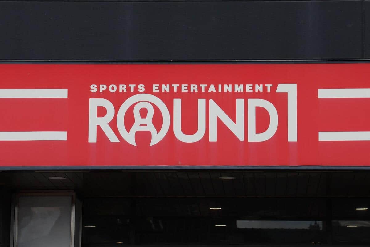 カラオケのグラスに「不衛生な行為」→動画でライブ配信　ラウンドワン「極めて悪質な迷惑行為」