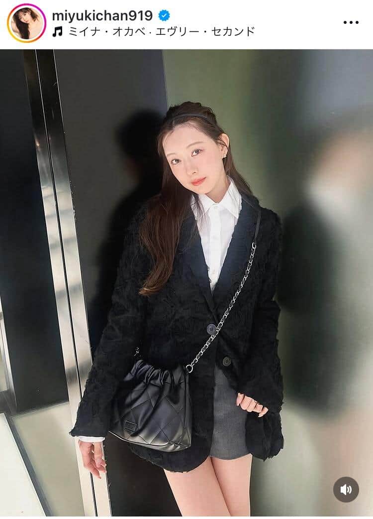 渡辺美優紀、おへそチラ見せ私服が破壊力バツグン　「みるきーめっちゃ可愛い」「最高に素敵」