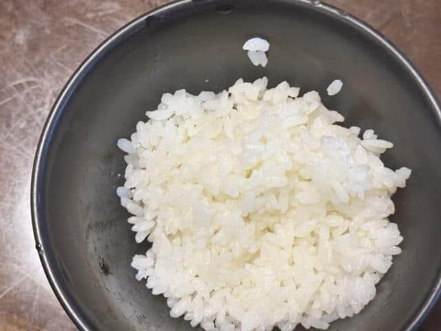 人気料理研究家・リュウジ、「美味しいかガチ検証」アメリカ米を試食　「米の香り全然違うぞ！」