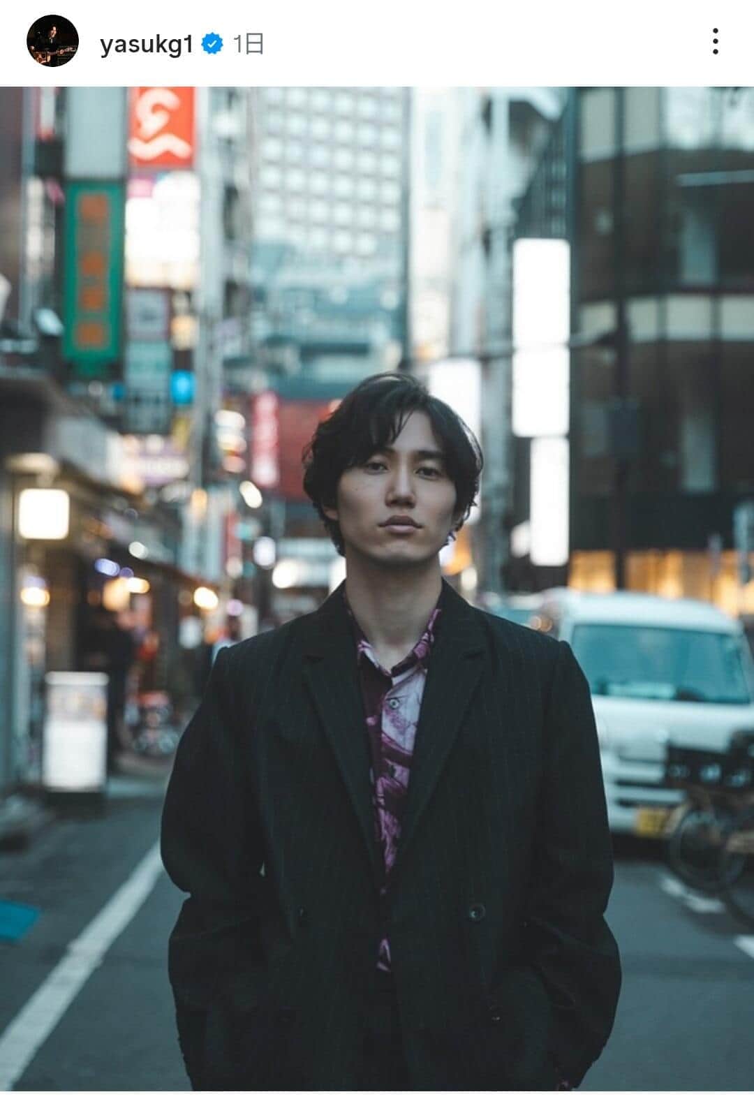 「そんな鍛えてたんかよ」イケメン芸人のムキムキぶりに騒然...「ギャップがやばいです」