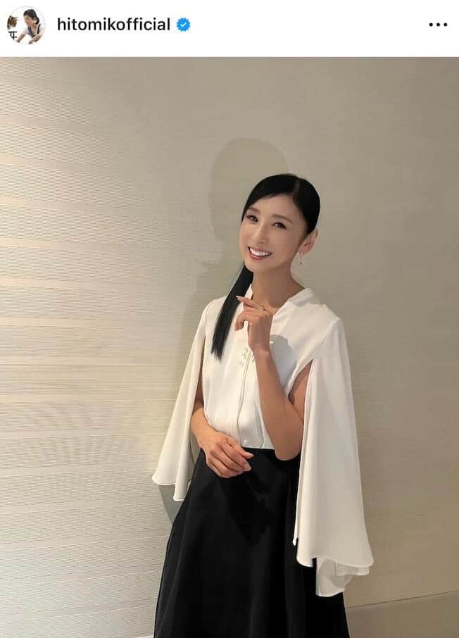 黒木瞳さんのインスタグラム（＠hitomikofficial）より