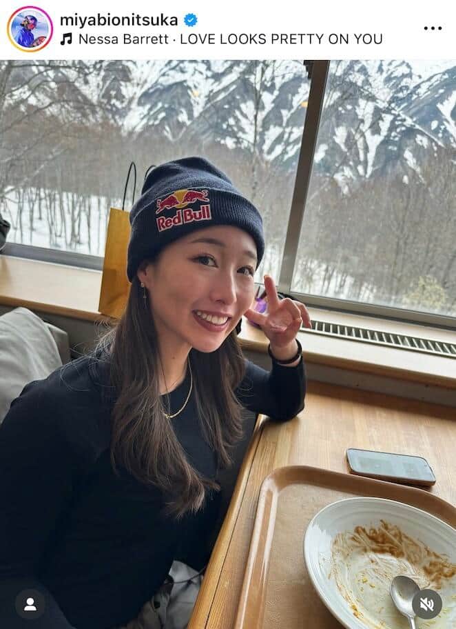 鬼塚雅さんのインスタグラム（＠miyabionitsuka）より