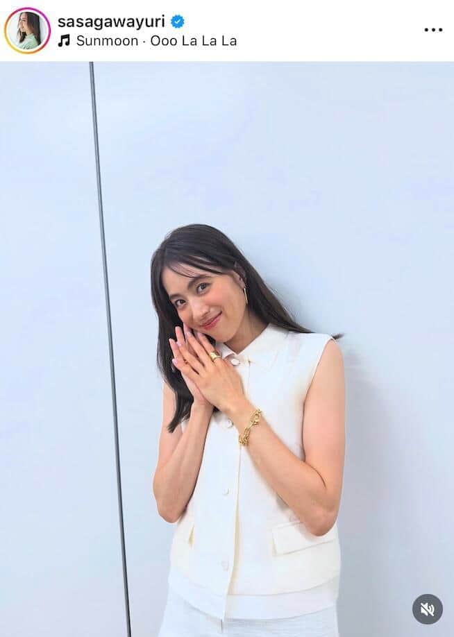 元TBS笹川友里アナ、「爆イケ」サングラス×ジャケットコーデが最強　ゴールドのネックレスもキラリ