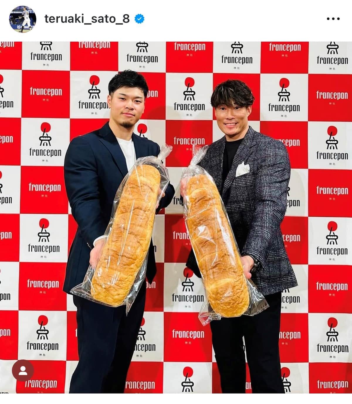 糸井氏との2ショット（佐藤のインスタグラムより）