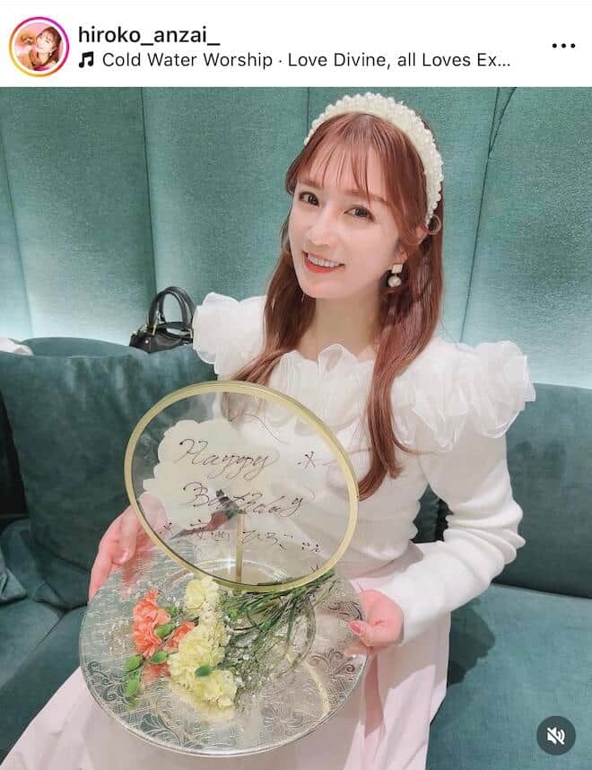 安西ひろこさんのインスタグラム（＠hiroko_anzai_）より