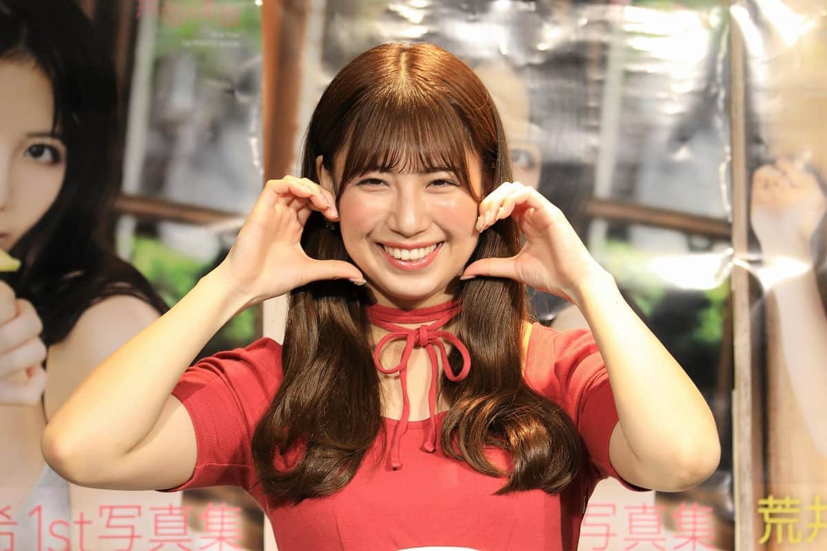 アイドル卒業→プロレス一本に　元SKE48・荒井優希、関係者が大絶賛の「背中の筋肉」...写真集撮影で「ここのことか！」