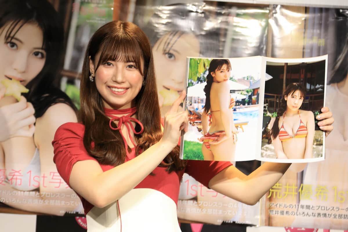 お気に入りのカット（左側）は脊柱起立筋の発達ぶりが「一番いい感じに出ているカット」だという