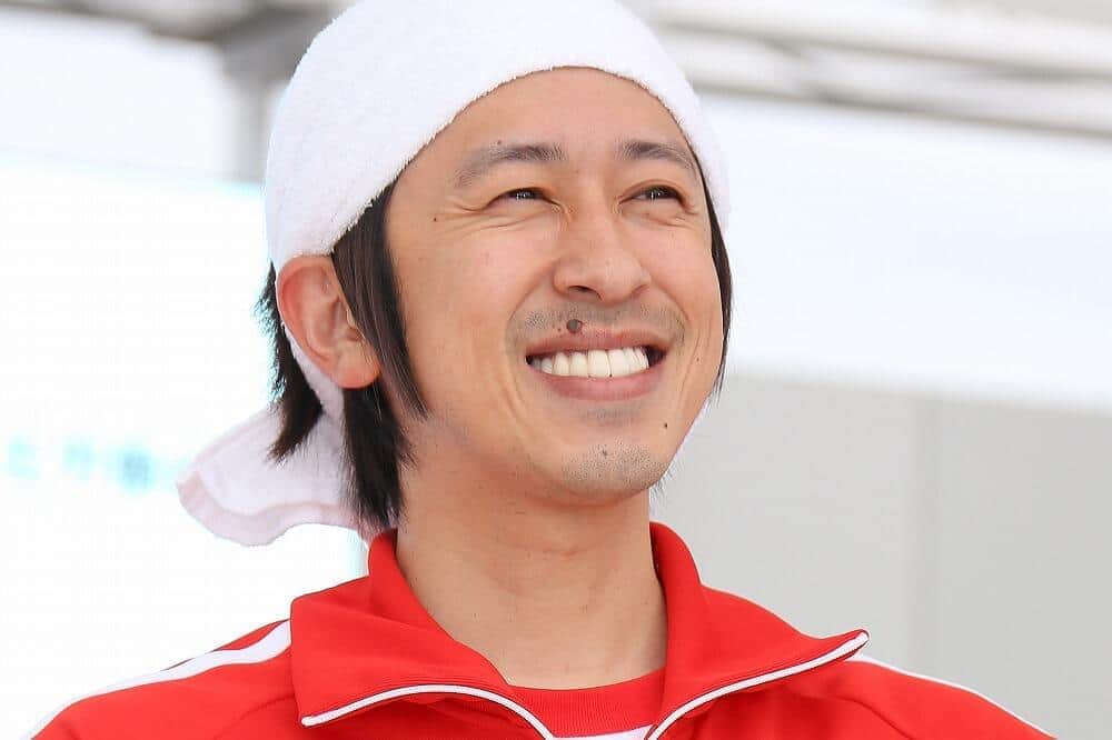 「1週間活動自粛」宣言...キングコング西野亮廣の「悪ふざけ」　相方カジサックがイラっと「活動自粛はしません」