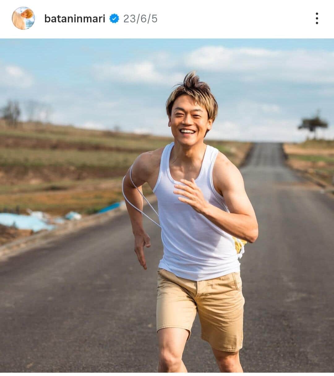 妻はフジアナ...吉本芸人、免許証写真の「5年前と現在」に驚き　「若返ってません？」「シュッと」