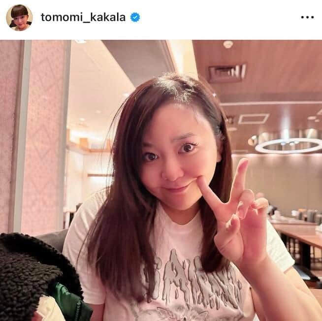 華原朋美、圧巻のミニスカコーデで渋谷に出没　「おもちゃ買ったり色々してきたよ」