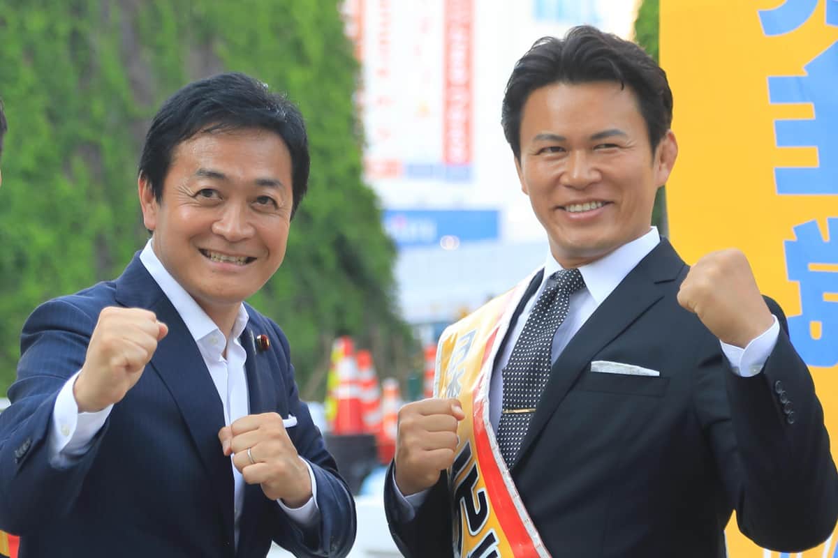 医師議員の動画→ぶら下がりで反省の弁　国民民主が繰り出した奇手、須藤元気氏「反ワク」払しょくなるか