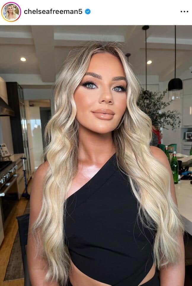 ドジャース選手の美人妻、鮮やかタイトドレス姿で美しさ限界突破　神スタイルに反響「最高です」