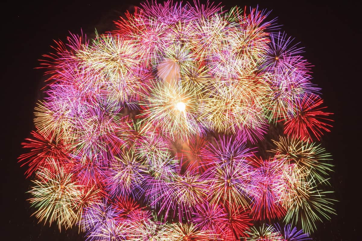 オーバーツーリズムや来場者のモラル低下が問題に　「誰のための長岡花火」トレンド入り