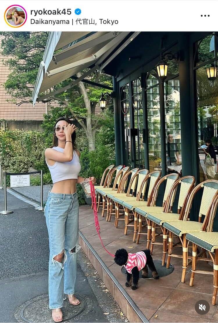 秋倉諒子さんのインスタグラム（＠ryokoak45）より