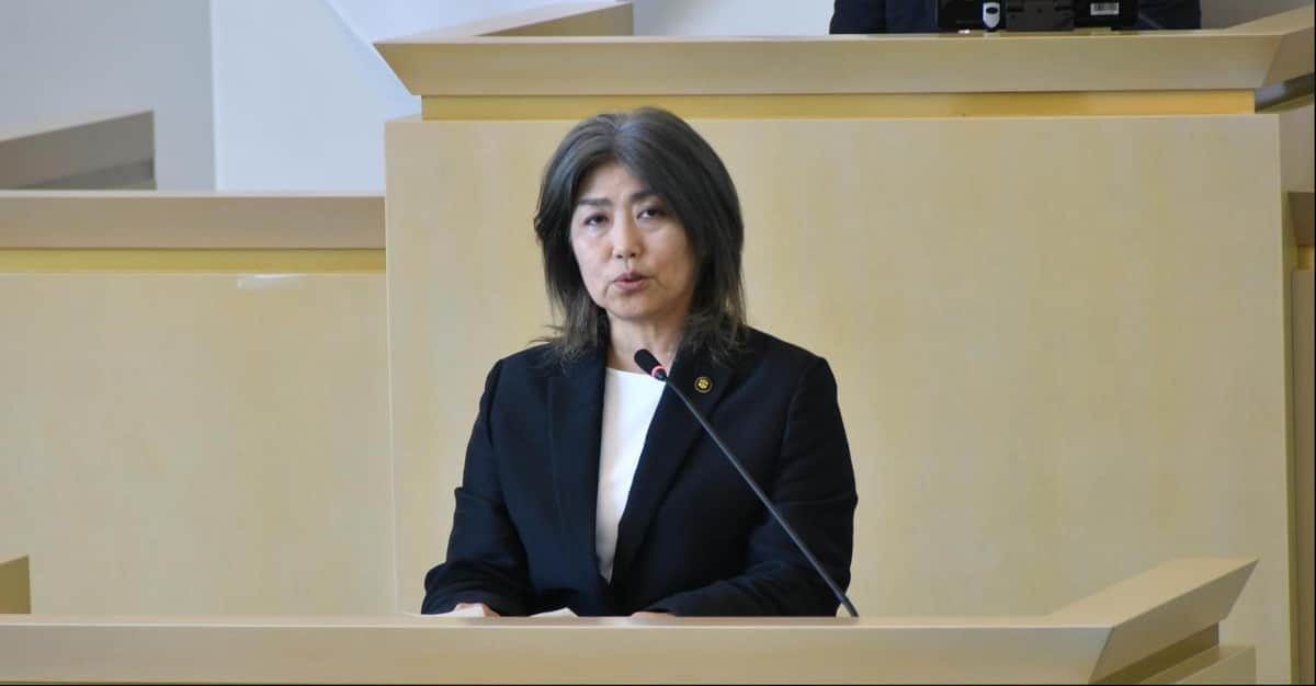 「考えられない」学歴詐称疑惑で「除籍」判明の伊東市長を71歳俳優が批判　「そんなズボラな性格の人に市政を」