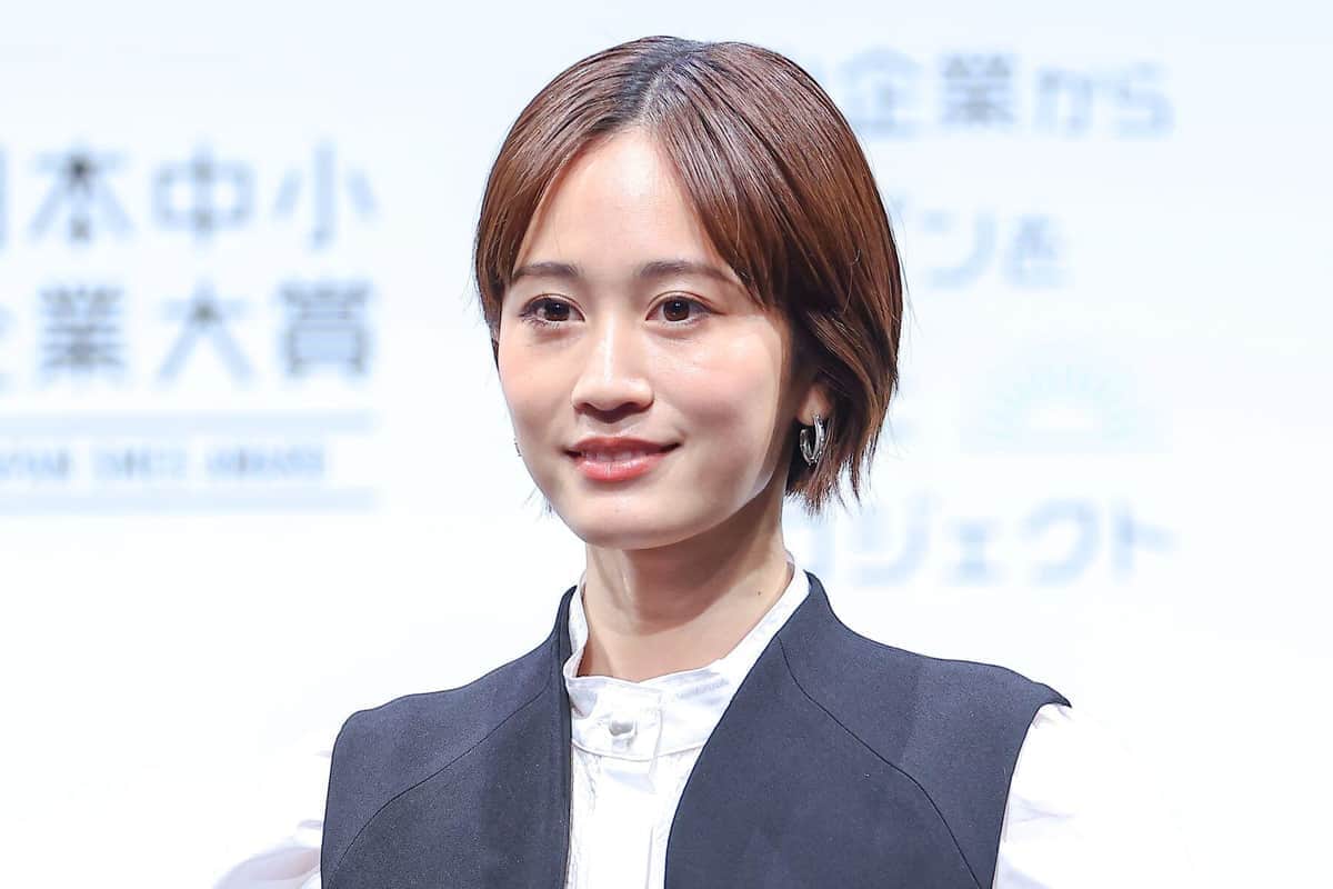 前田敦子、元AKBメンバーと豪華4ショ　34歳誕生日に現場で再会「お祝いしてもらったよ」