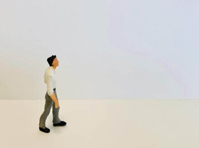 入社後のチヤホヤに安心してはいけない...　転職の3か月後にガクッと疲労感が襲ってくるワケ