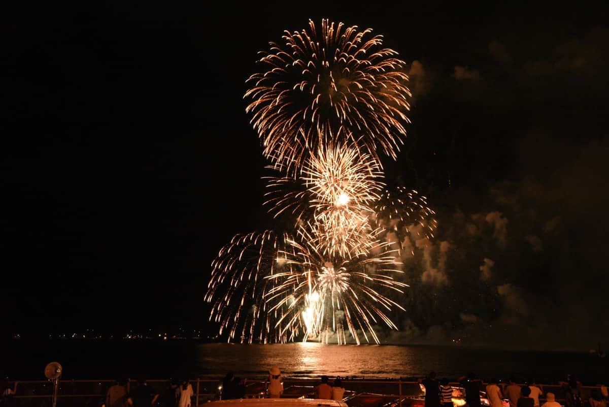 「第77回鎌倉花火大会」、前日に中止発表　理由は「打ち上げ台船」、 落胆も納得の声