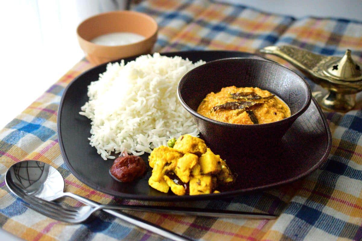 本社社員食堂でのカレーの提供イメージ（スズキ提供）