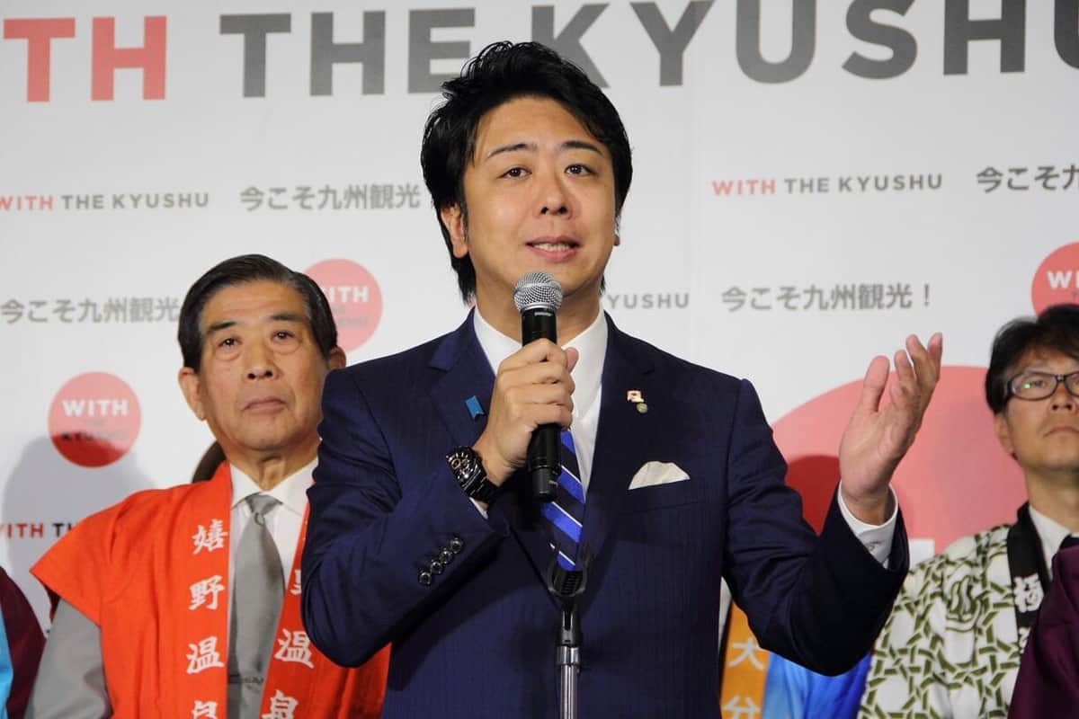 福岡市・高島市長、ライブ参戦でステージに呼び出され...　聖飢魔IIの「悪魔の所業」