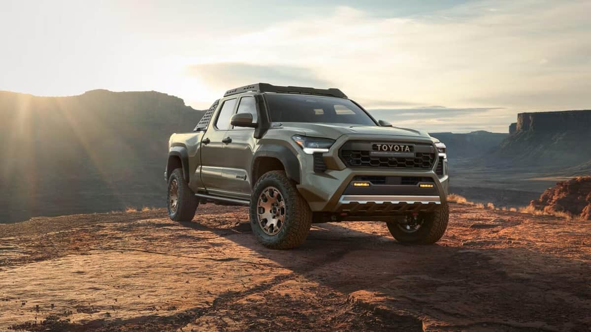 トランプ圧力で「アメ車」が日本市場やってくる　その実態が「トヨタ車」の逆輸入となる可能性