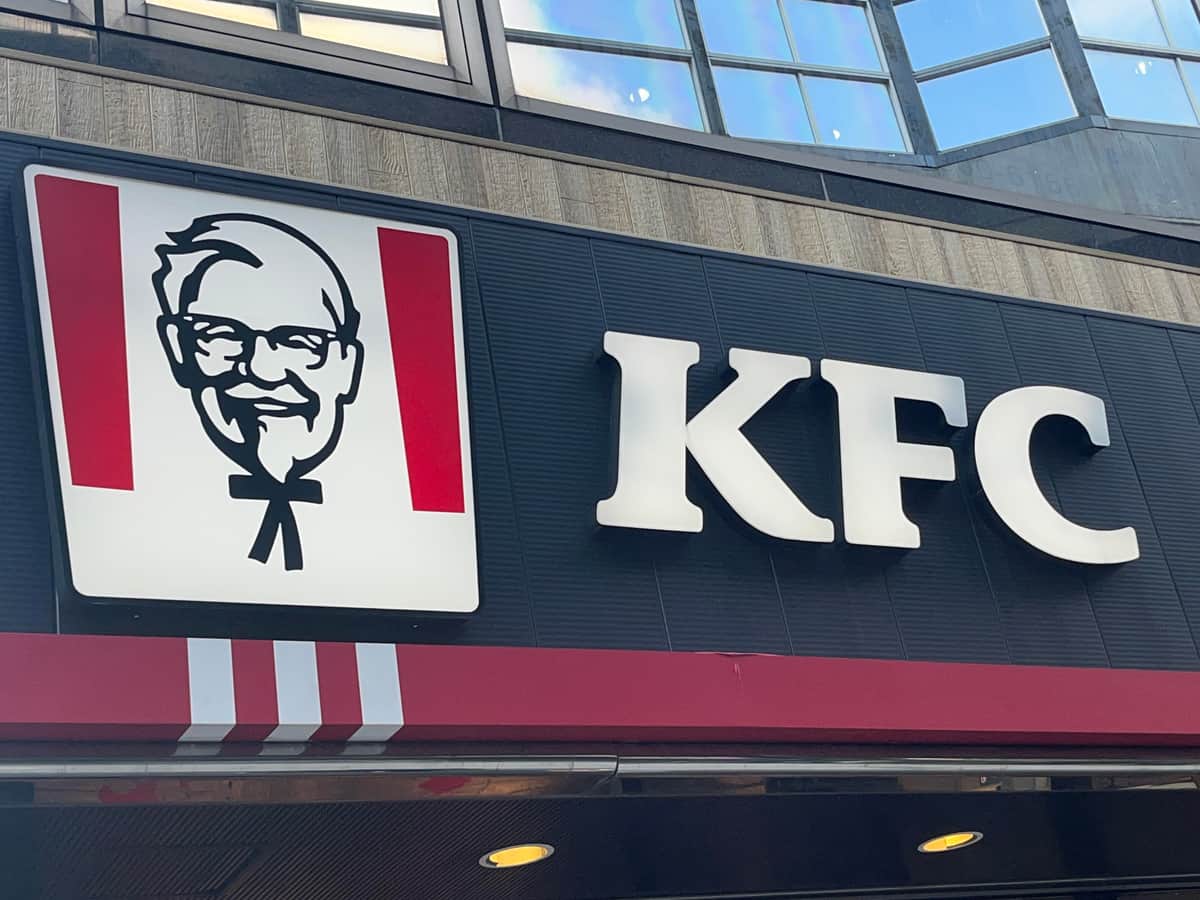 沖縄のケンタッキーで「オリオンビール」提供...「羨ましい」の声が続々　始めた理由は？拡大の可能性は？