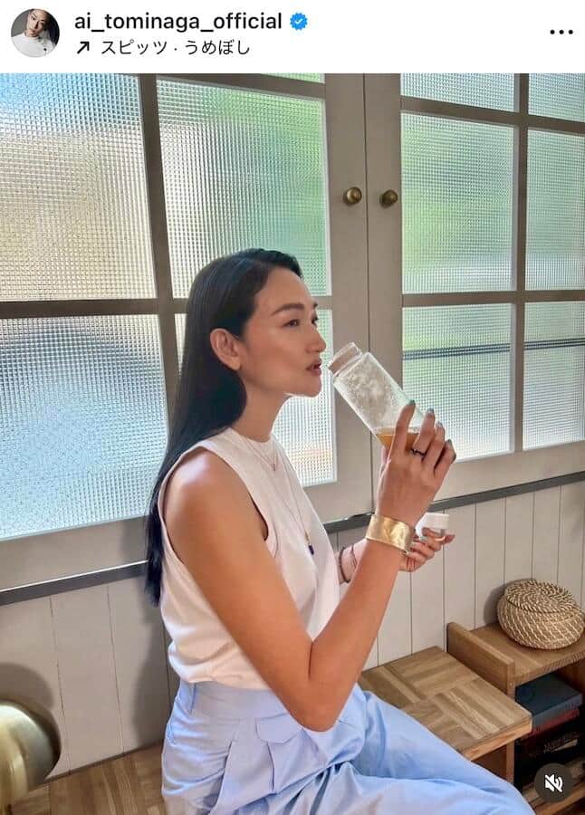 冨永愛さんのインスタグラム（＠ai_tominaga_official）より
