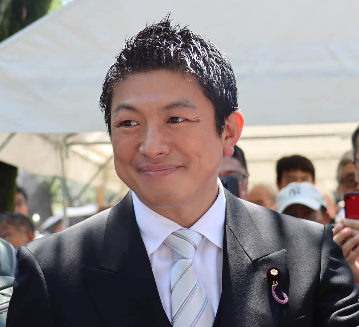 靖国神社に参拝した参政党・神谷宗幣代表（25年8月15日撮影）