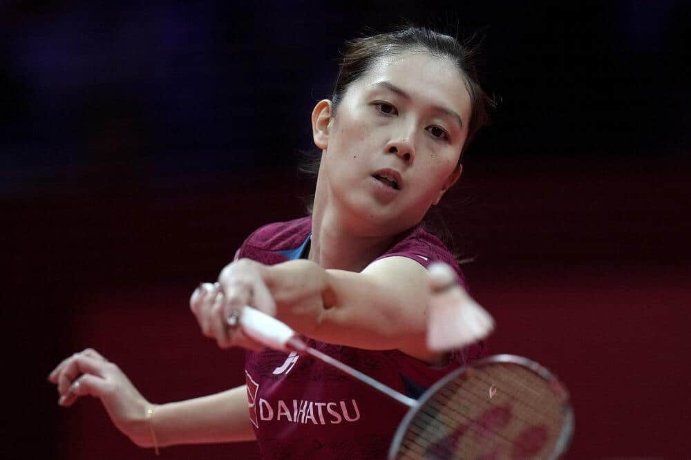 元バドミントン大堀彩、ウエディングドレスを試着　イケメンのマレーシア選手夫も超うれしそうに