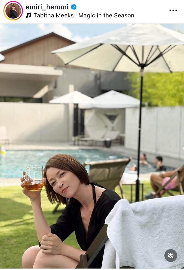 辺見えみりさんのインスタグラム（＠emiri_hemmi）より