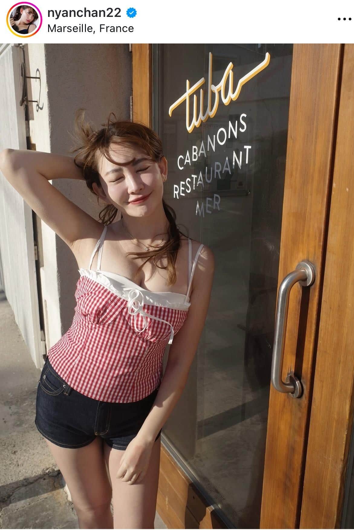 小嶋陽菜さんのインスタグラム（＠nyanchan22）より