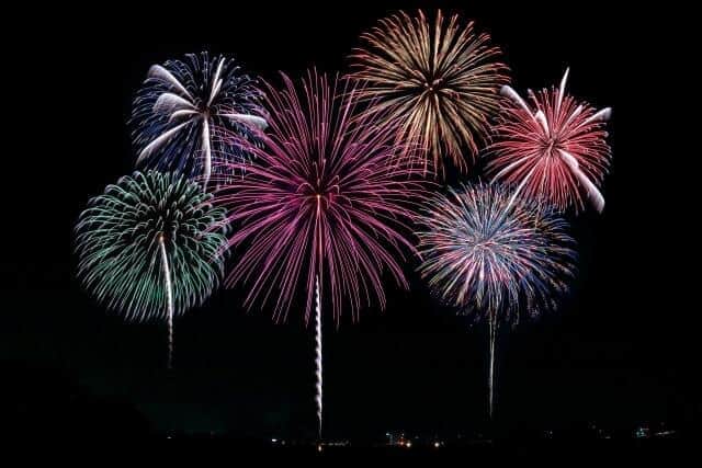 花火大会で割り込みトラブルの複雑胸中　「前、空いてるじゃん」...4時間の待機が崩れた瞬間