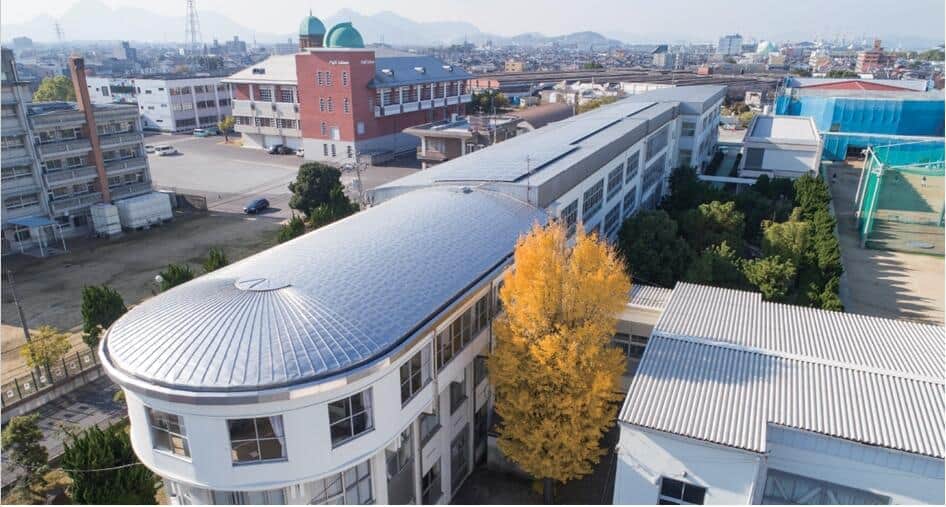 香川・丸亀市にある藤井学園、2026年4月から「蓬莱学園」に名称変更する（同学園提供）