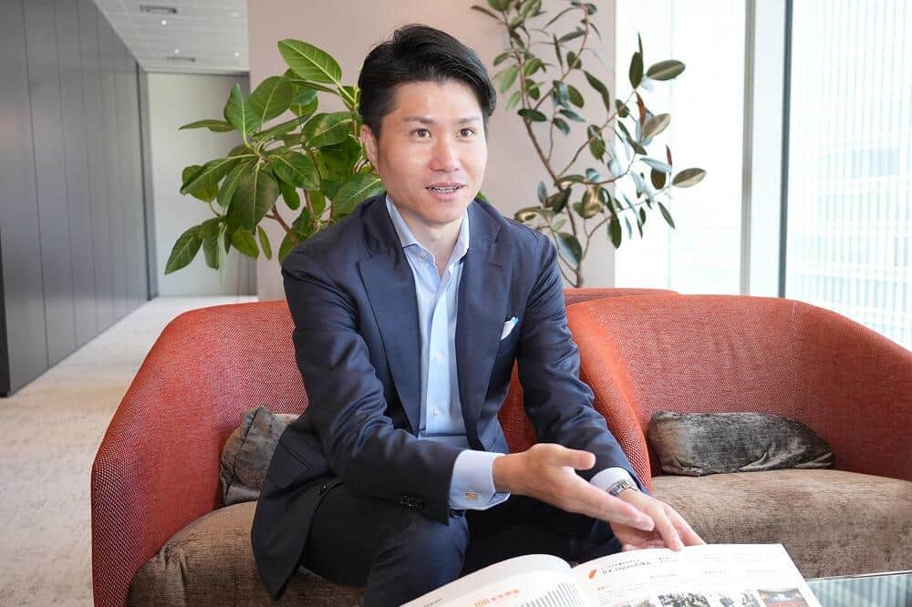 サプライチェーンはグローバルに展開されているため、自然災害や地政学的リスクなどの影響を受けやすい側面がある。「そのため企業は、持続可能なサプライチェーンマネジメントの構築が急務です」と小笠原さん