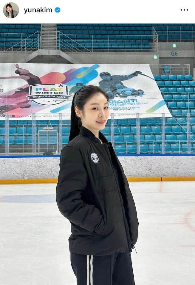 キム・ヨナ34歳、黒ドレス姿でオトナの色気　メイク中も異次元の美しさ「きれい」大絶賛の嵐