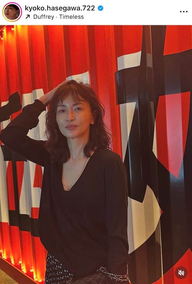 長谷川京子47歳、美ボディ全開ハーフトップ姿でトレーニング中　異次元スタイルに「かっこいい！」